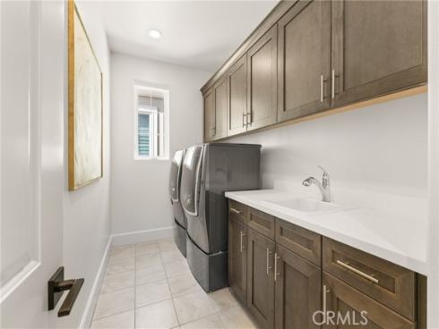 65 Glacier Valley , Irvine, CA