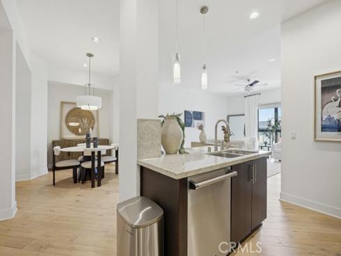402 S Rockefeller  406 , Irvine, CA