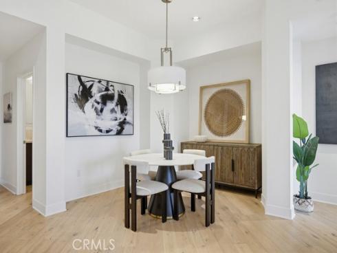 402 S Rockefeller  406 , Irvine, CA