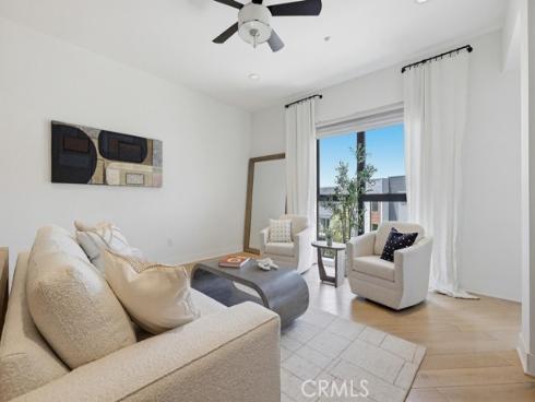 402 S Rockefeller  406 , Irvine, CA