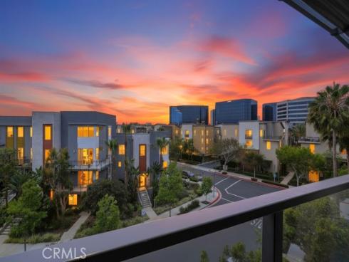 402 S Rockefeller  406 , Irvine, CA