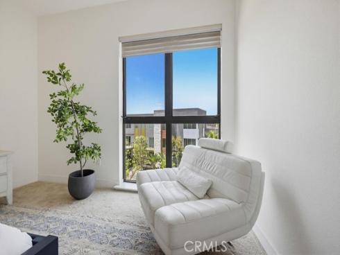 402 S Rockefeller  406 , Irvine, CA