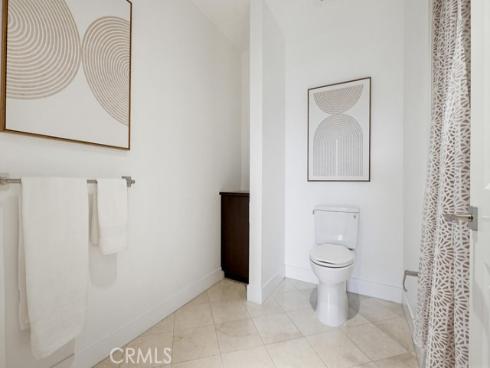 402 S Rockefeller  406 , Irvine, CA