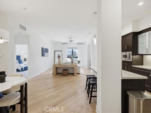 402 S Rockefeller  406 , Irvine, CA