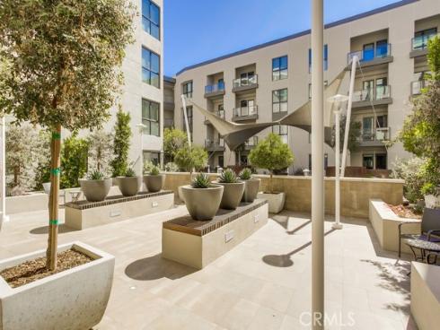 402 S Rockefeller  406 , Irvine, CA