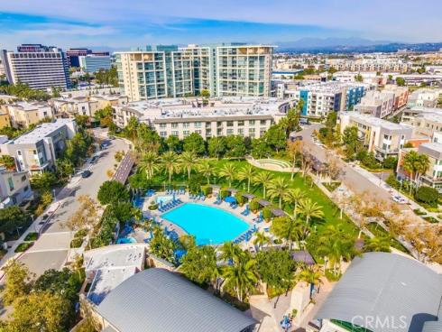402 S Rockefeller  406 , Irvine, CA