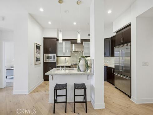 402 S Rockefeller  406 , Irvine, CA
