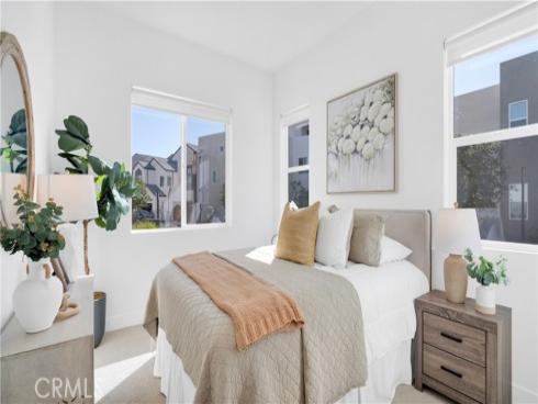 157  Sawbuck  , Irvine, CA
