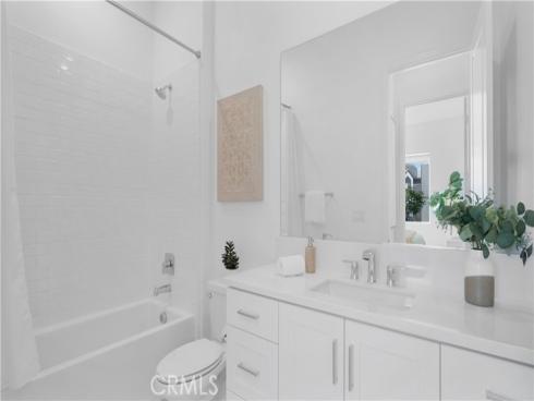 157  Sawbuck  , Irvine, CA
