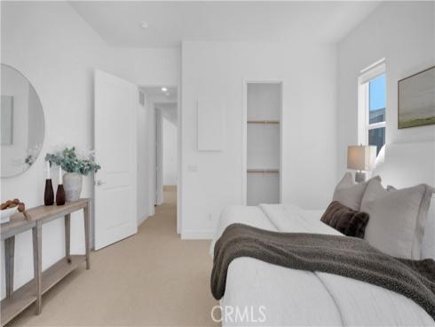 157  Sawbuck  , Irvine, CA