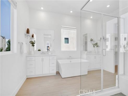 157  Sawbuck  , Irvine, CA