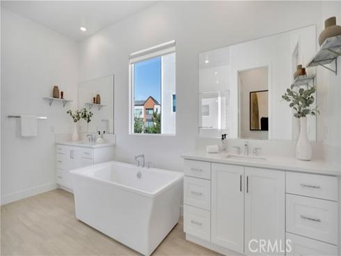 157  Sawbuck  , Irvine, CA