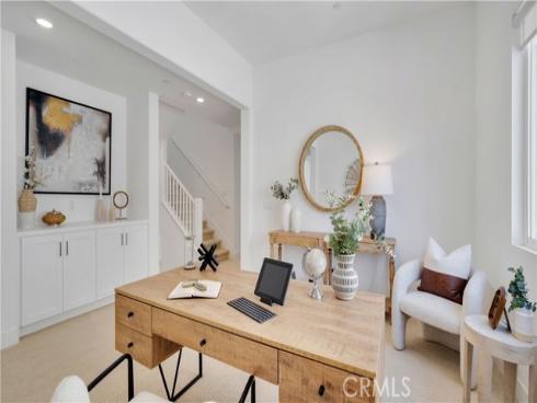 157  Sawbuck  , Irvine, CA