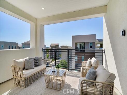 157  Sawbuck  , Irvine, CA