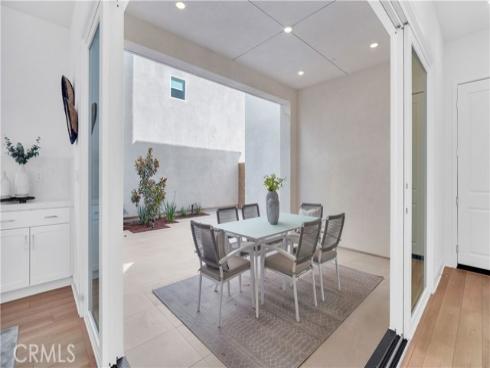 157  Sawbuck  , Irvine, CA