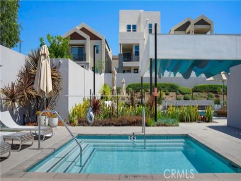 157  Sawbuck  , Irvine, CA