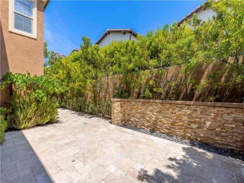 68 Gainsboro , Irvine, CA