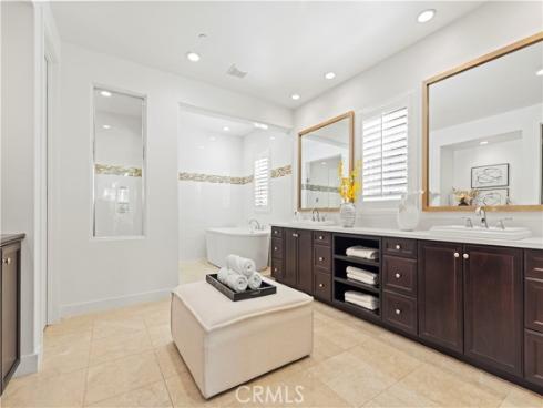 68 Gainsboro , Irvine, CA