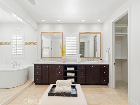 68 Gainsboro , Irvine, CA