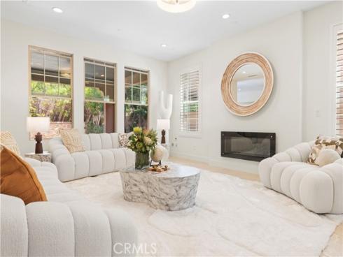 68 Gainsboro , Irvine, CA
