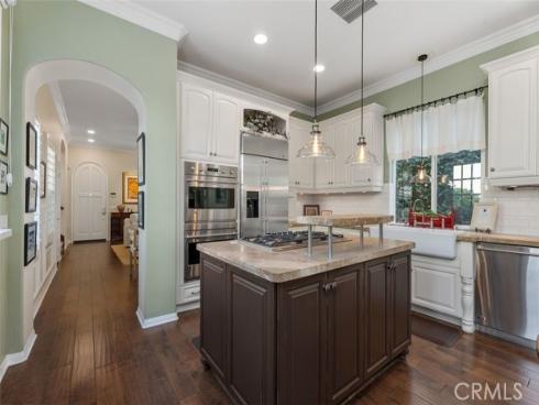 25 Carpenteria , Irvine, CA