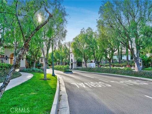 25 Carpenteria , Irvine, CA