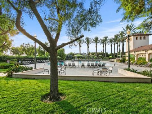 25 Carpenteria , Irvine, CA