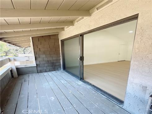 256 Streamwood , Irvine, CA
