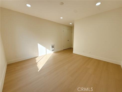 256 Streamwood , Irvine, CA