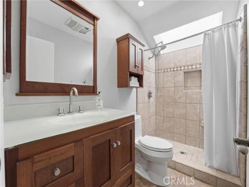 11 Shadowleaf , Irvine, CA