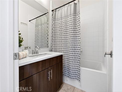 156 Capricorn , Irvine, CA