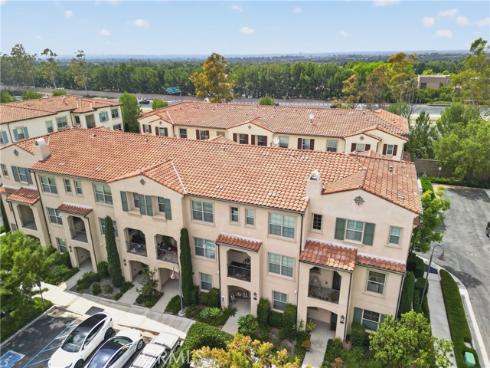 156 Capricorn , Irvine, CA