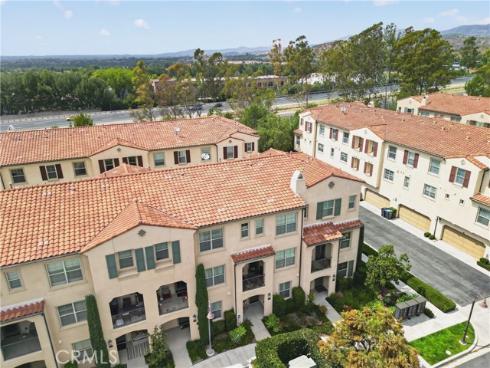 156 Capricorn , Irvine, CA