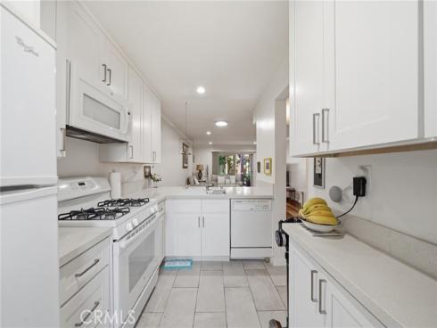 406 Orange Blossom , Irvine, CA