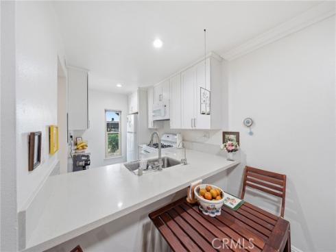 406 Orange Blossom , Irvine, CA