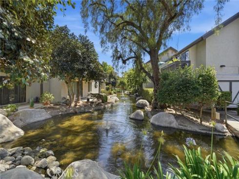 406 Orange Blossom , Irvine, CA