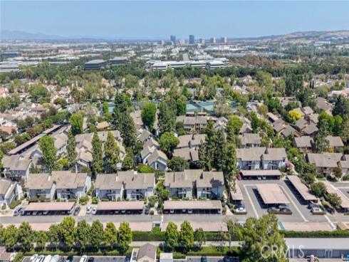 406 Orange Blossom , Irvine, CA