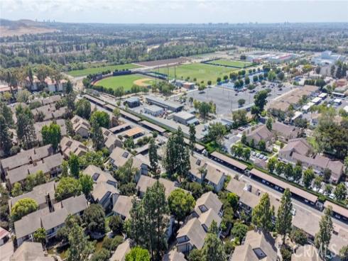 406 Orange Blossom , Irvine, CA