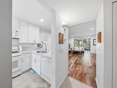 406 Orange Blossom , Irvine, CA
