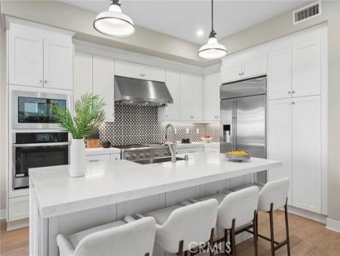 157  Crossover  , Irvine, CA