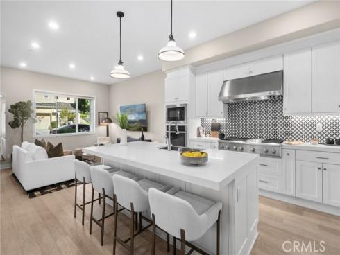 157  Crossover  , Irvine, CA