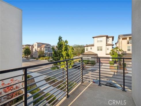 157  Crossover  , Irvine, CA