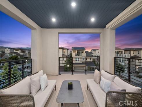 157  Crossover  , Irvine, CA