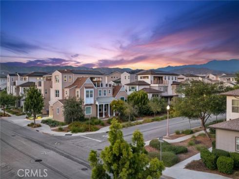 157  Crossover  , Irvine, CA