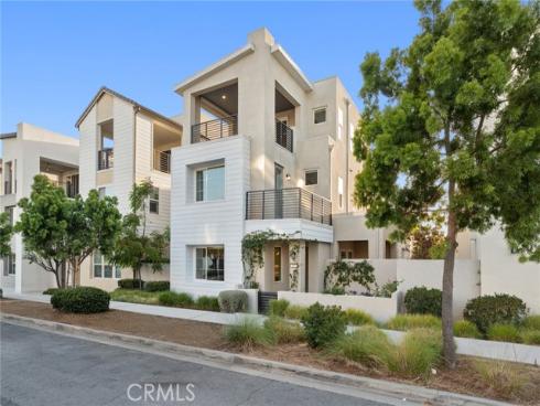 157  Crossover  , Irvine, CA