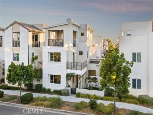 157  Crossover  , Irvine, CA
