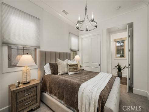 58 Riverboat , Irvine, CA