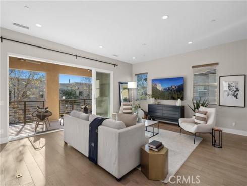 217 Cultivate , Irvine, CA