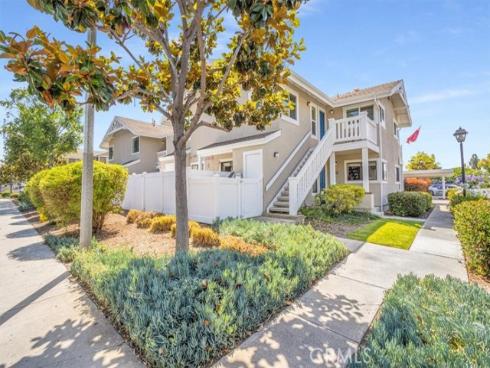 113  Tarocco  , Irvine, CA