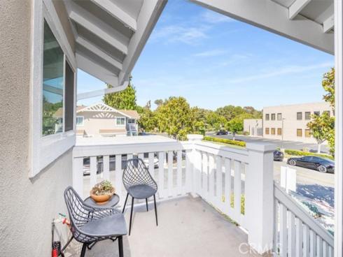 113  Tarocco  , Irvine, CA